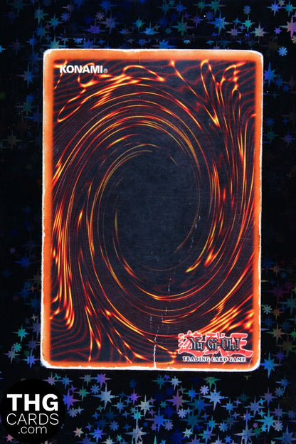 Blue-Eyes White Dragon SDK-E001 Ultra Rare Yugioh Card 3